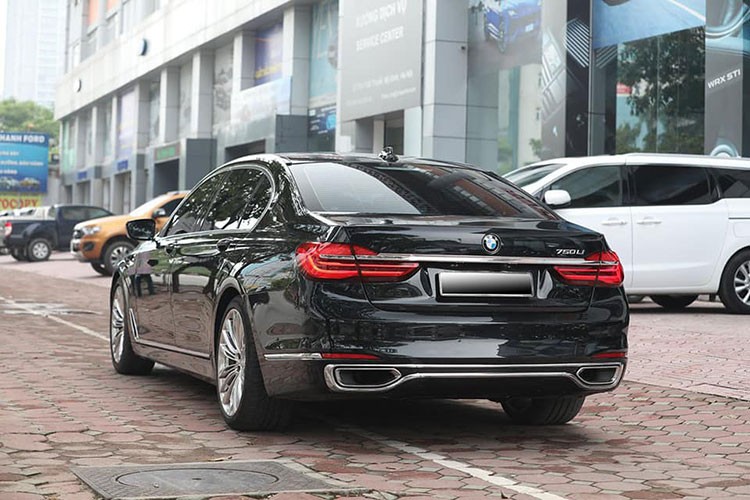 Chay 4 nam, BMW 730Li tai Viet Nam giam toi 2 ty dong-Hinh-4