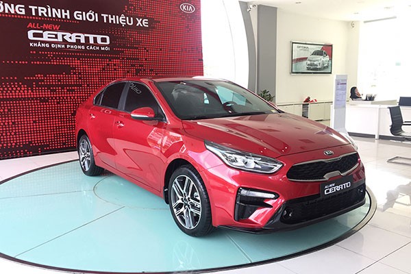 Kia Cerato giam gia toi 40 trieu dong kich cau doanh so