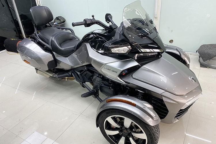 Ngam Can-Am Spyder F3-S gia khong duoi 1 ty dong o Ha Noi-Hinh-2