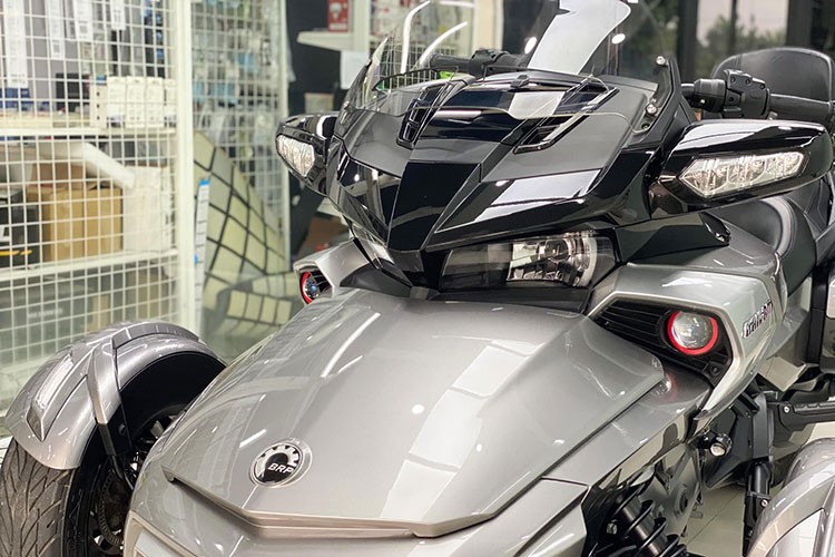 Ngam Can-Am Spyder F3-S gia khong duoi 1 ty dong o Ha Noi-Hinh-4