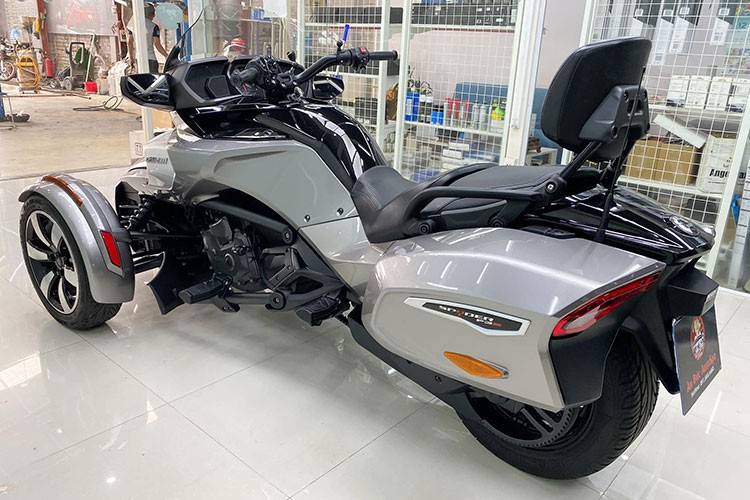 Ngam Can-Am Spyder F3-S gia khong duoi 1 ty dong o Ha Noi-Hinh-7