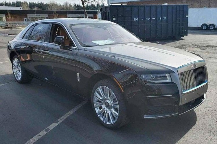 Can canh Rolls-Royce Ghost the he moi vua co mat o Viet Nam-Hinh-3