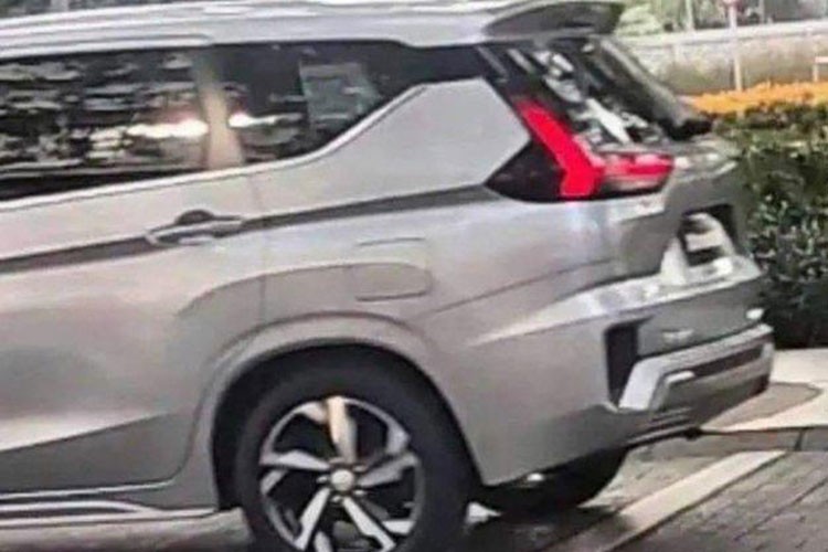 Mitsubishi Xpander 2022 bat ngo 