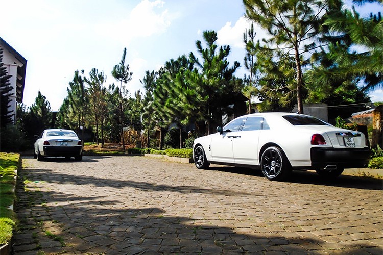 Dai gia Dang Le Nguyen Vu 'bo quen' Rolls-Royce tien ty o Ha Noi-Hinh-7