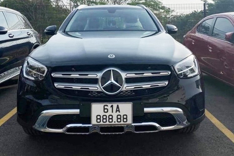 Sieu xe Mercedes-Benz GLC 200 bien “ngu quy 8” rao ban gan 8 ty-Hinh-3