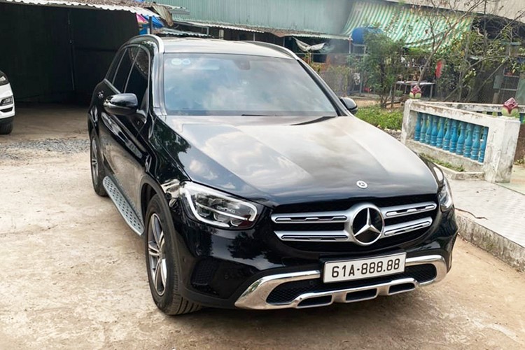 Sieu xe Mercedes-Benz GLC 200 bien “ngu quy 8” rao ban gan 8 ty