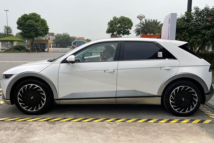 Chi tiet Hyundai Ioniq 5 chay dien vua ra mat tai Viet Nam-Hinh-13