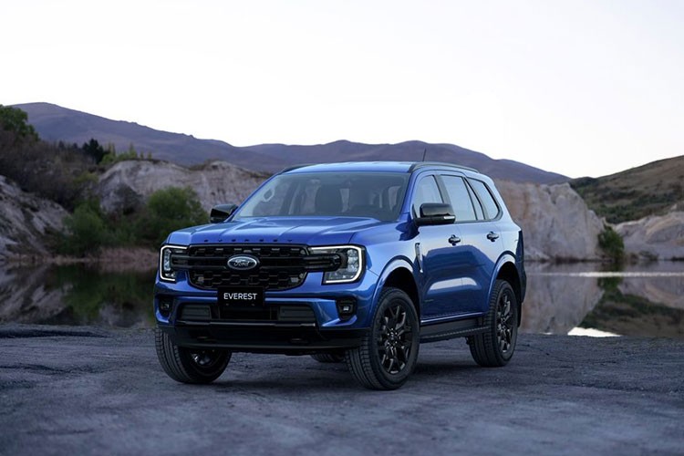 Ngam Ford Everest 2022 moi tai Viet Nam gia tu 1,099 ty dong-Hinh-10