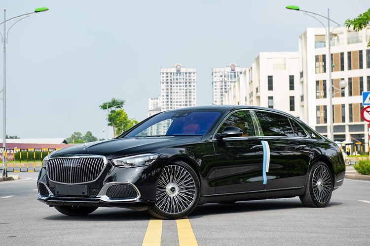 Can canh xe sieu sang Mercedes-Maybach S580 16 ty o Ha Noi