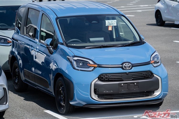 Chi tiet Toyota Sienta 2023 gia re beo tu 333 trieu dong-Hinh-12