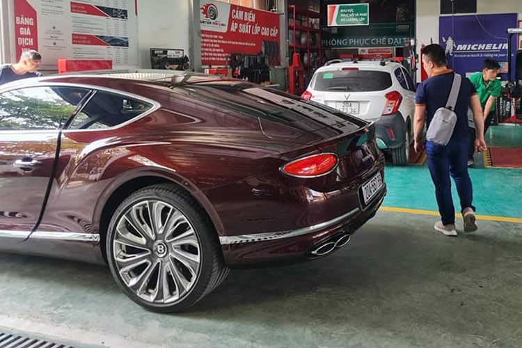 Bentley Continental GT bien “sanh rong” hon 20 ty tai Thai Nguyen-Hinh-7