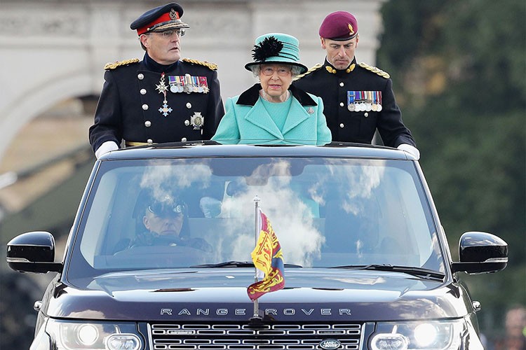 Chi tiet Range Rover dac biet danh rieng cho Nu hoang Elizabeth II-Hinh-6