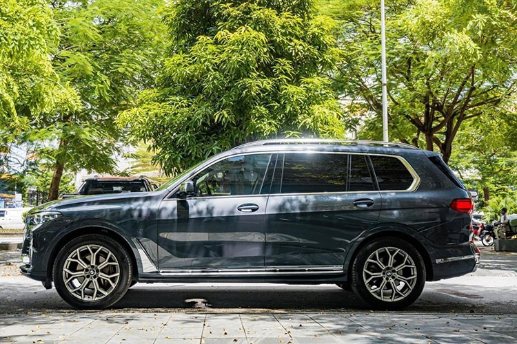 Dai gia Ha Noi dao ban BMW X7 chinh hang chay 2 nam-Hinh-2