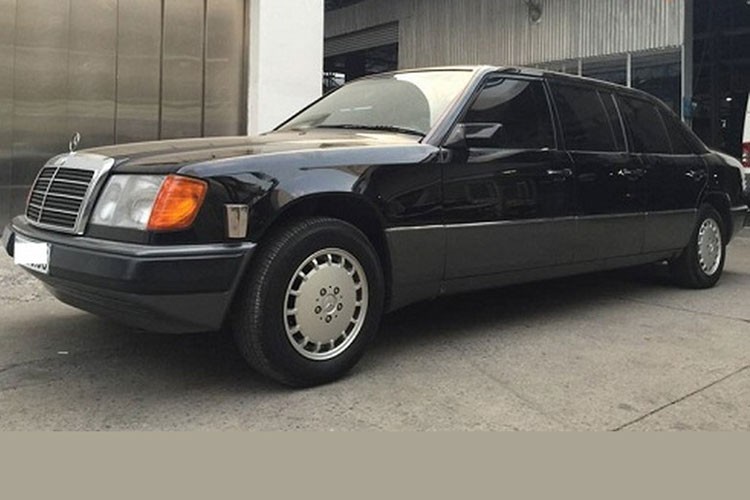 Dai gia Dang Le Nguyen Vu tau Mercedes-Benz 280E doc nhat Viet Nam