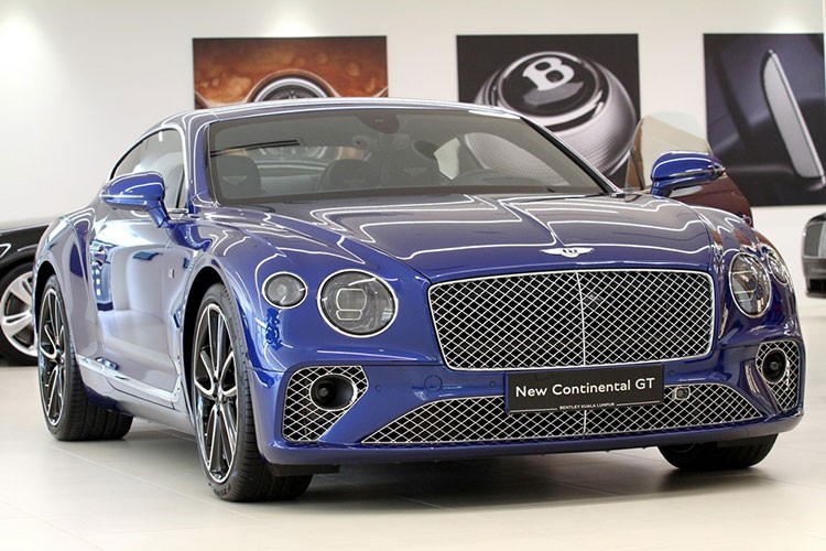 Bentley Continental gia hon 20 ty tai Viet Nam bi trieu hoi