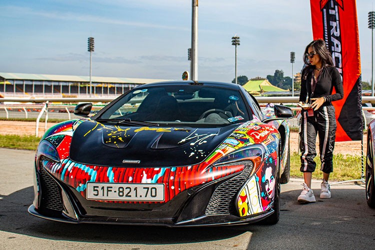 McLaren 650S bi Phan Cong Khanh cam co 2 ty dong co gia bao nhieu?-Hinh-4