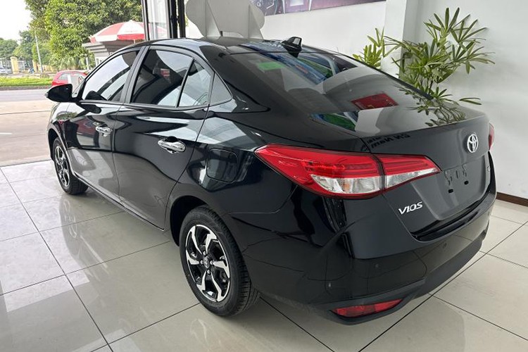 Toyota Vios 2023 moi chay 200km, rao ban 565 trieu-Hinh-3