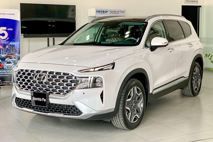 Gia xe Hyundai SantaFe giam manh toi 200 trieu dong