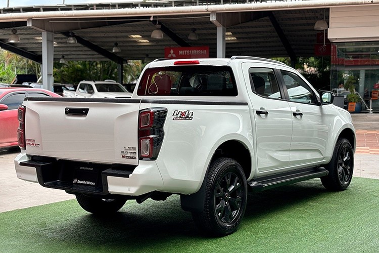 Isuzu D-Max giam soc toi 170 trieu-Hinh-3