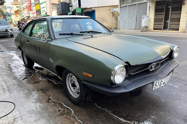 Ben trong 'ngua gia Ford Pinto' cuc hiem tai Viet Nam