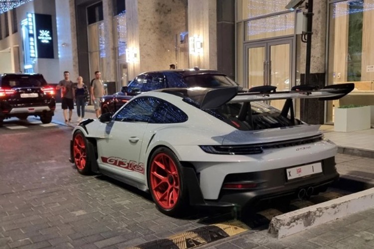 Chiec Porsche 911 GT3 RS mang bien so X1 co gia khung-Hinh-2