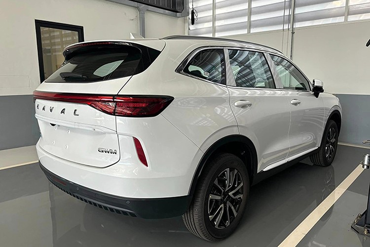 Mau xe SUV Haval H6 hien duoc khuyen mai khung-Hinh-3