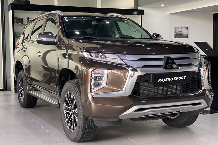 Mitsubishi Pajero Sport duoc giam 269 trieu dong so voi niem yet