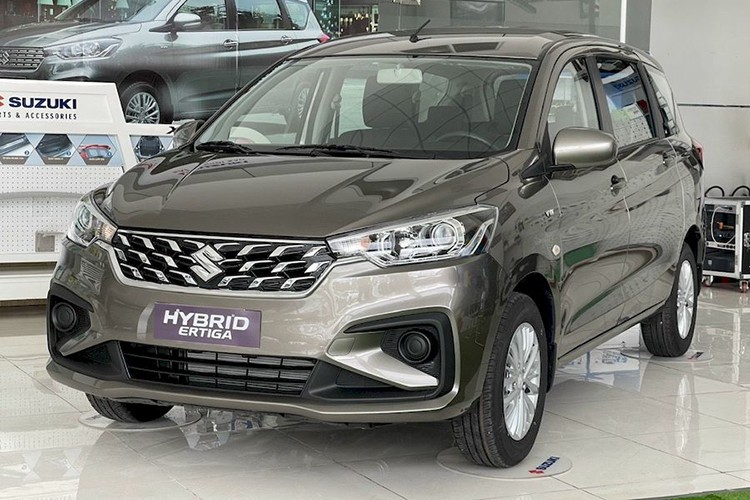 Nguoi mua xe Suzuki Ertiga Hybrid duoc nhan uu dai gan 100 trieu