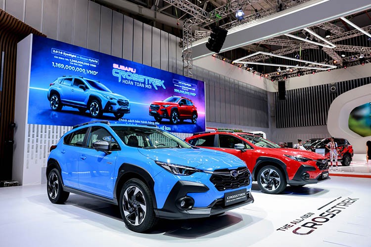 Hon 1 ty dong cho Subaru Crosstrek 2025 moi ra mat Viet Nam