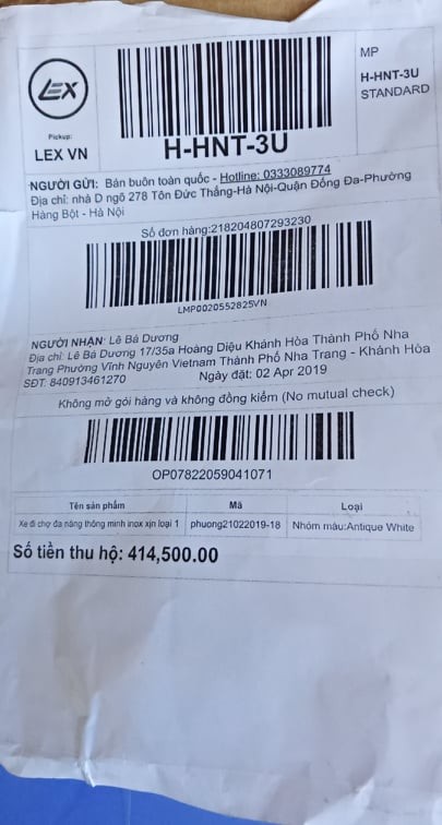 Khach hang buc xuc vi dat mua xe day hang, Lazada ship... quan lot-Hinh-2