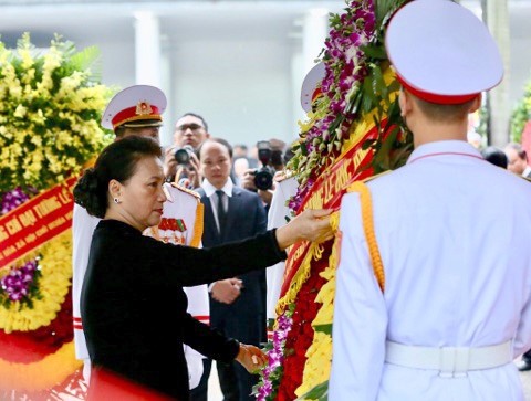 Truc tiep: Le vieng nguyen Chu tich nuoc Le Duc Anh