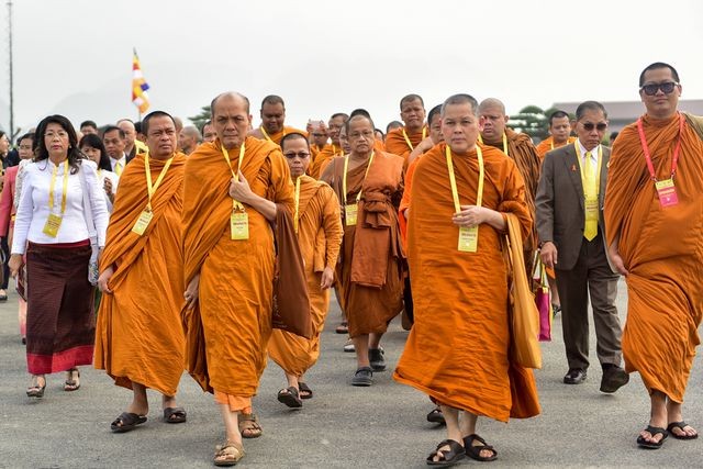 Hang ngan nguoi ve du Dai le Phat dan Lien Hop Quoc - Vesak 2019-Hinh-15