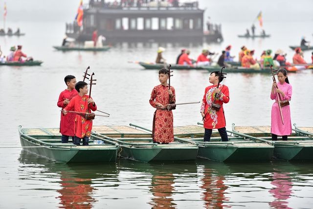 Hang ngan nguoi ve du Dai le Phat dan Lien Hop Quoc - Vesak 2019-Hinh-3