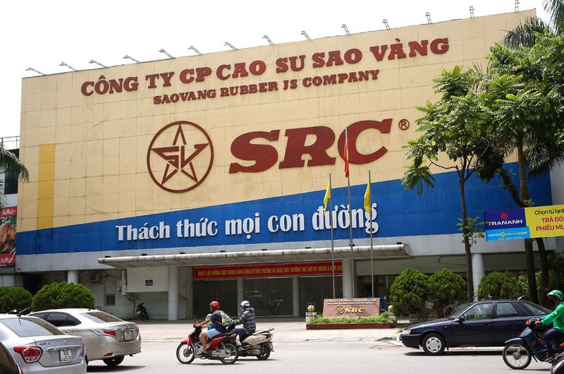 Vinachem giam so huu, co dong Cao su Sao Vang tranh gianh ghe nong