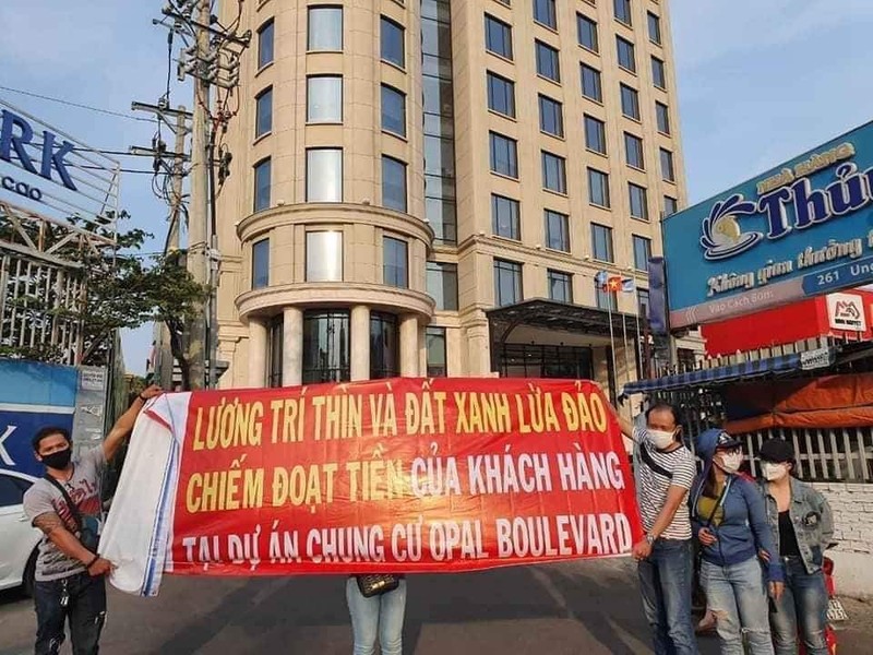 Soi 'suc khoe' cua chu dau tu du an Opal Boulevard dinh nhieu lum xum