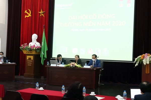 Traphaco dat ke hoach doanh thu 2.000 ty dong nam 2020, chia co tuc 30%