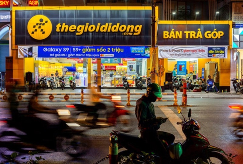 Thi gia MWG tang 22% trong 3 thang, nguoi than lanh dao dong loat thoai von