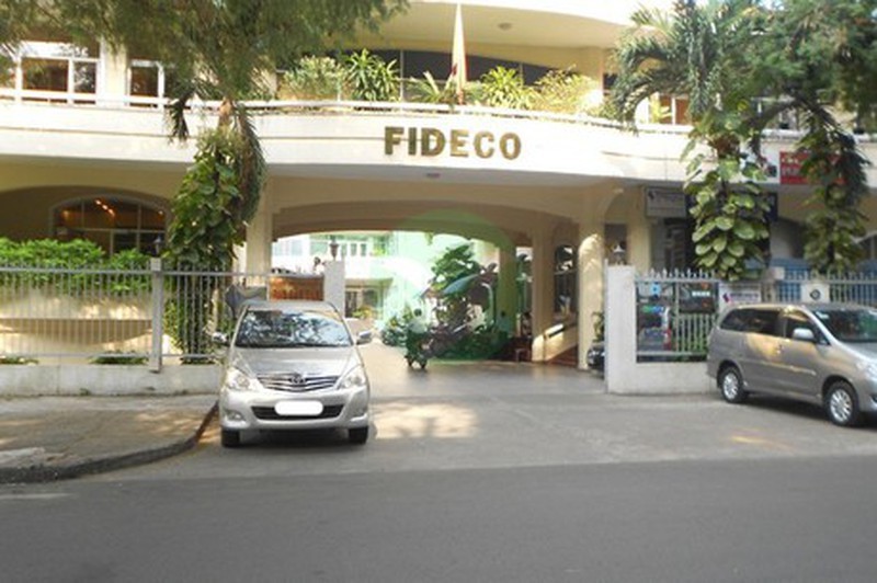 Fideco: Chu tich tu nhiem, cong ty lien quan lien thoai sach von