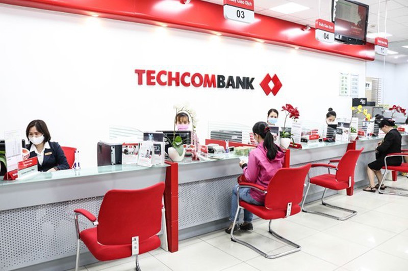 Co phieu TCB giam lien tuc nhung nguoi nha lanh dao Techcombank van thoai bot von