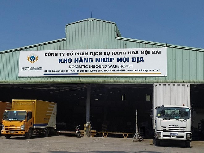 Mot doanh nghiep dich vu hang khong sap tra co tuc den 63%