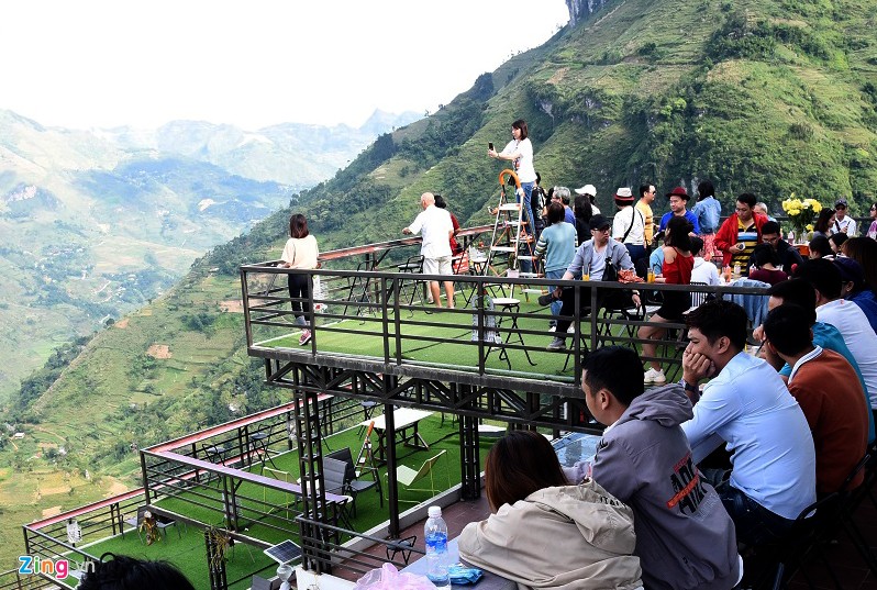 Ma Pi Leng Panorama ben ngoai be tong xu xi, ben trong co gi?-Hinh-6