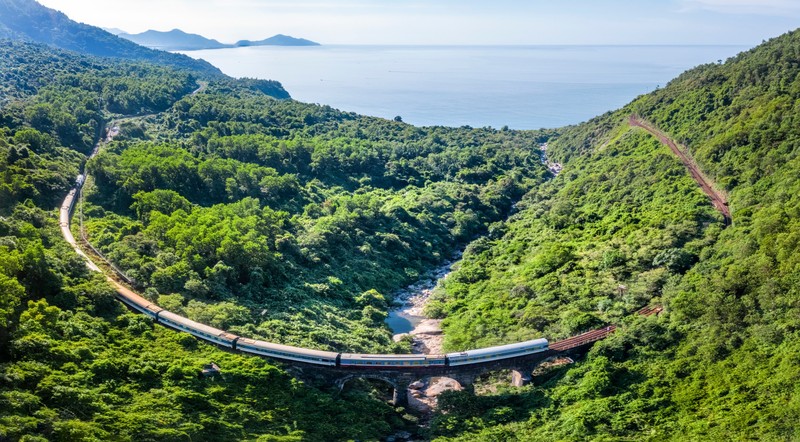 Noi that xin nhu khoang hang C may bay tren doan tau 5 sao o Viet Nam