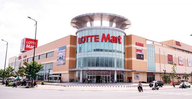 Truoc khi dong cua dai sieu thi o Ha Noi, Lotte Mart lam an ra sao?