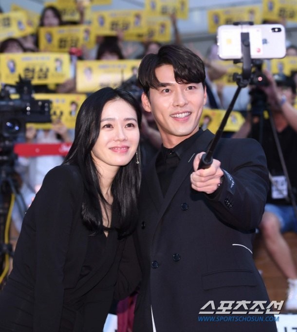 Hyun Bin - Son Ye Jin to chuc dam cuoi tai khach san sieu sang