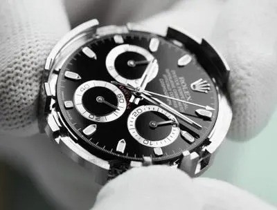 Vi sao dong ho Rolex cu dat hon hang moi?-Hinh-4