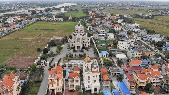 Vao trong ngoi lang da so la dinh thu o Nam Dinh