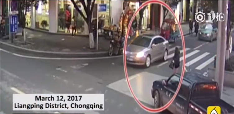 Giật mình màn rải tiền “để mua vui” của giới đại gia - Hình 9 Giat minh man rai tien “de mua vui” cua gioi dai gia-Hinh-9