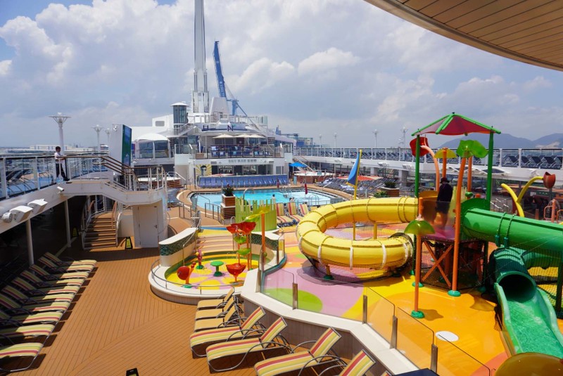 Tan muc sieu du thuyen Spectrum of the Seas vua den Viet Nam-Hinh-9