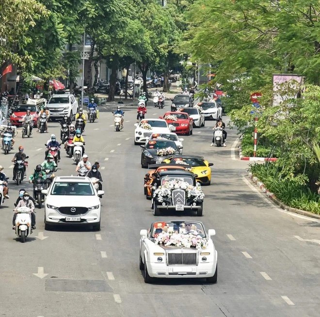 Khoi sieu xe do so cua thieu gia cua gia toc buon vang lung danh Ha Noi-Hinh-2