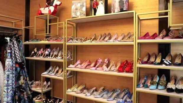 Bên trong dinh thự rộng như lâu đài vua chúa của con gái tỷ phú - Hình 9 Ben trong dinh thu rong nhu lau dai vua chua cua con gai ty phu-Hinh-9